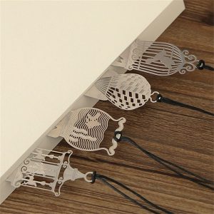 Set de 4 Separadores de Metal tipo regla con figuras kawai